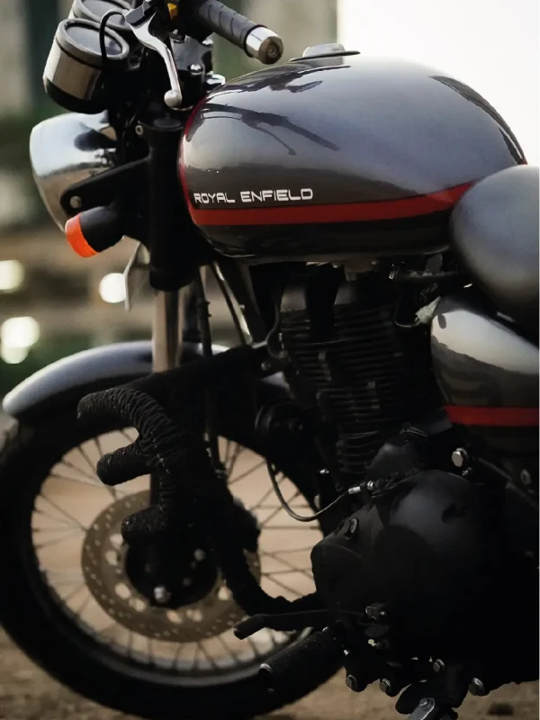 RE ROYAL ENFIELD ZONE 0017