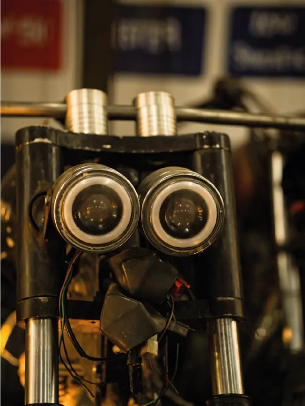 RE ROYAL ENFIELD ZONE 0027